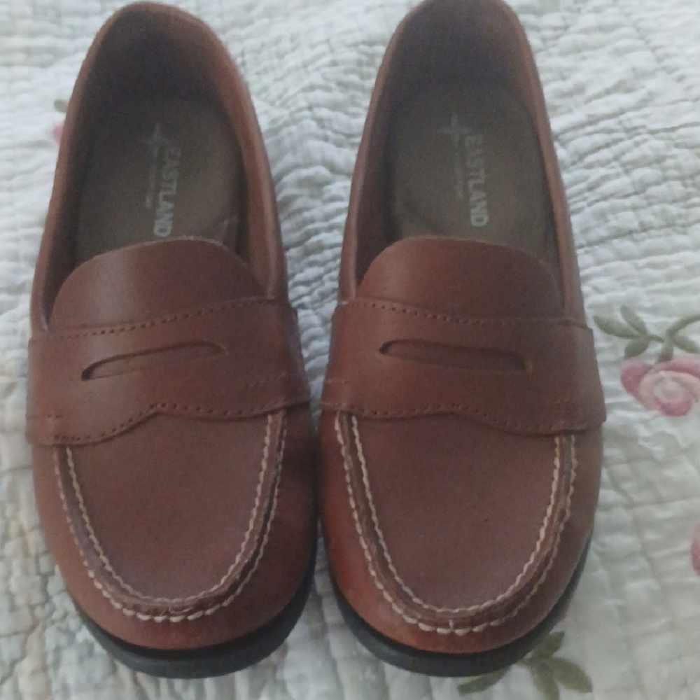 Eastland Women's Brown Loafers